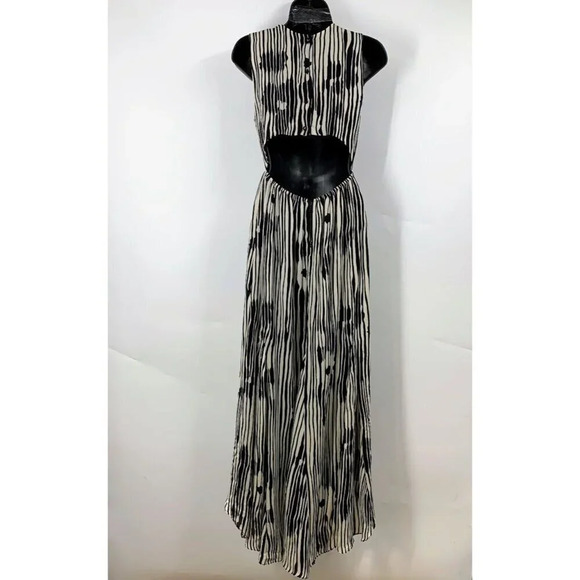 Alice + Olivia Women's Lexa V Neck 100% Silk Ruched‎ Maxi Dress Size 2 NWT $595 - Picture 3 of 16